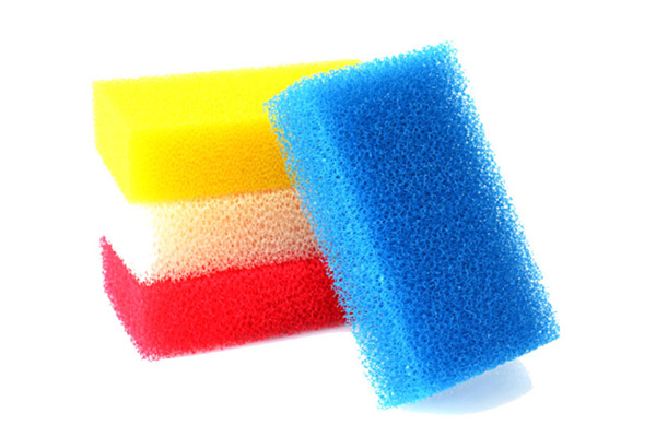 La différence entre la mousse PU et le caoutchouc PU